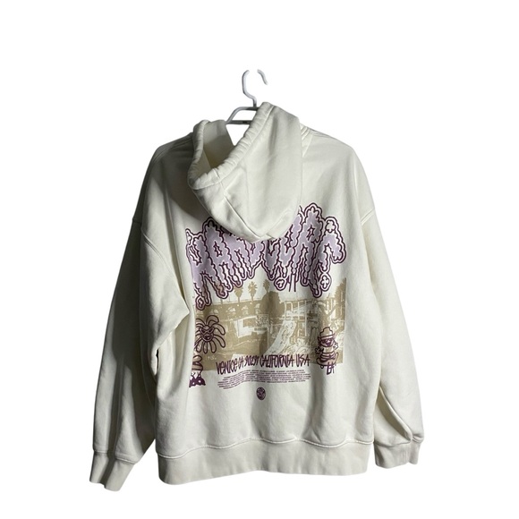 H&M Men's White Oversized Fit Hoodie With Motif - Picture 9 of 10